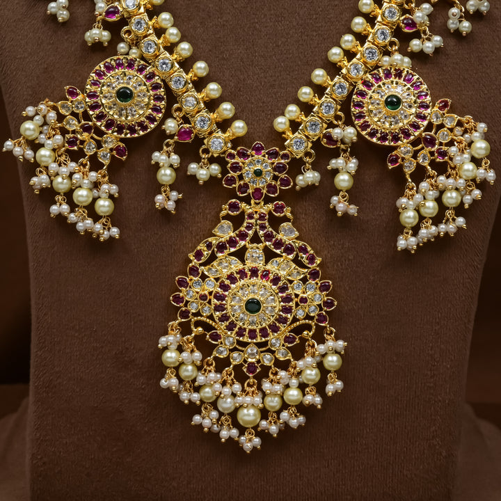 Guttapusal Necklace Set