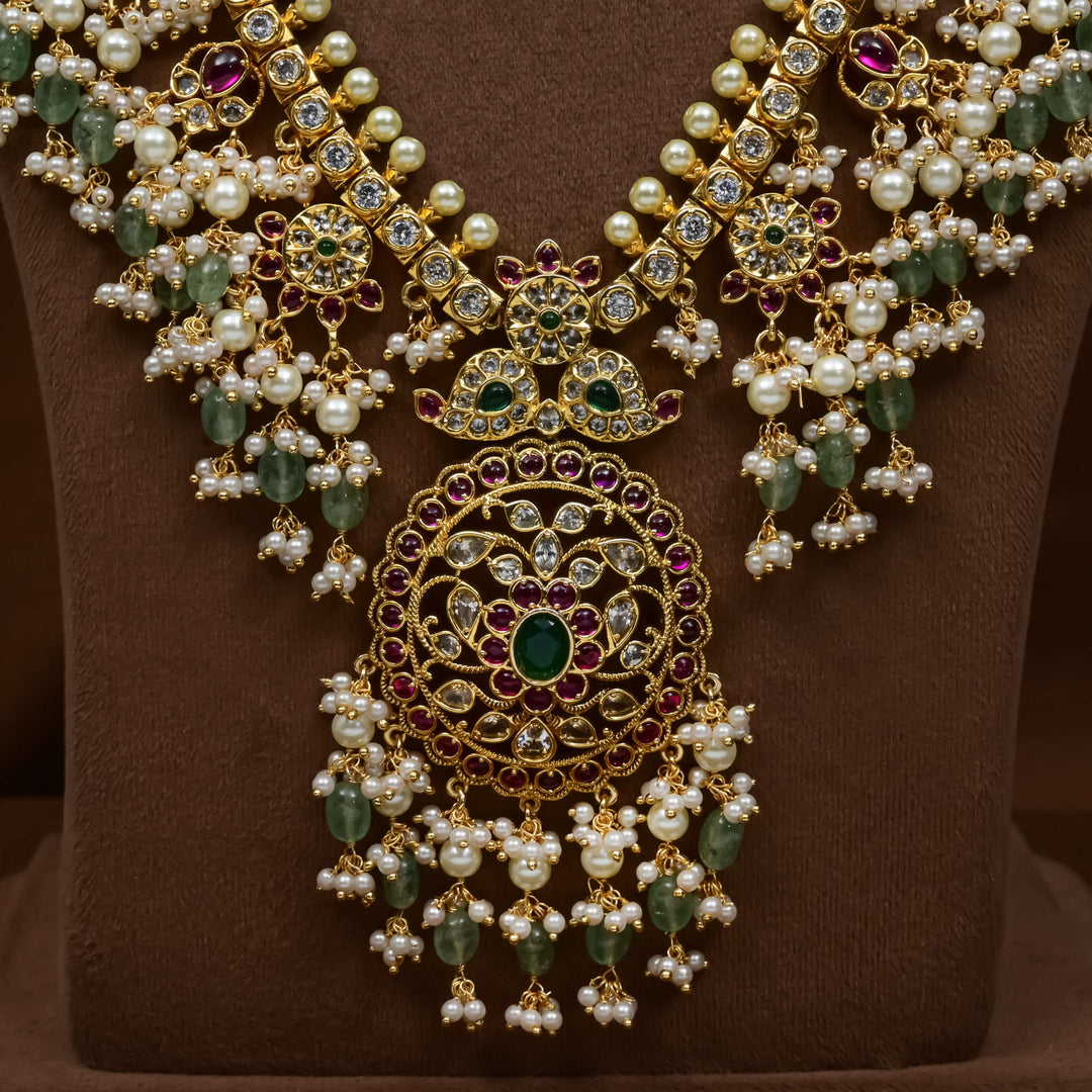 Guttapusal Necklace Set