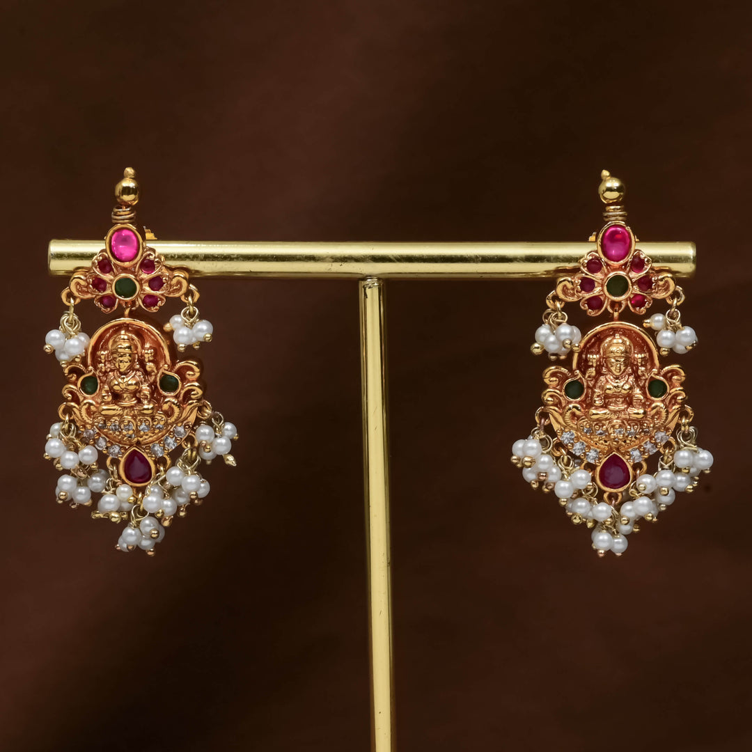 Guttapusal Necklace Set