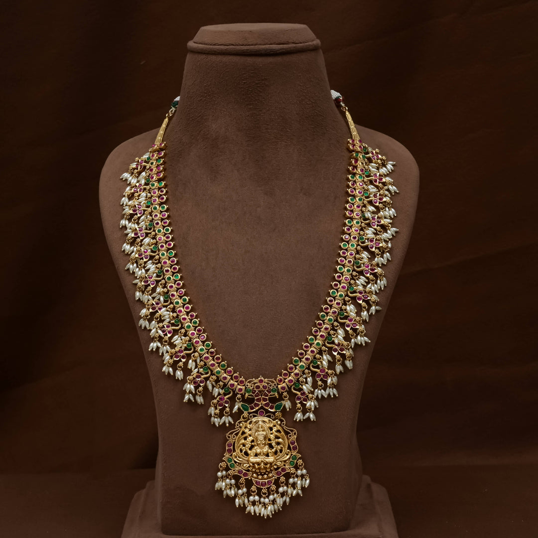 Guttapusal Necklace Set