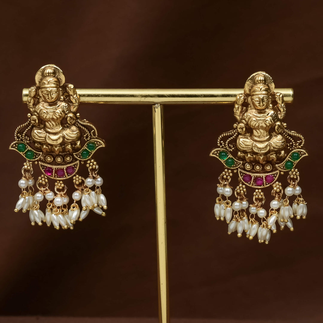 Guttapusal Necklace Set