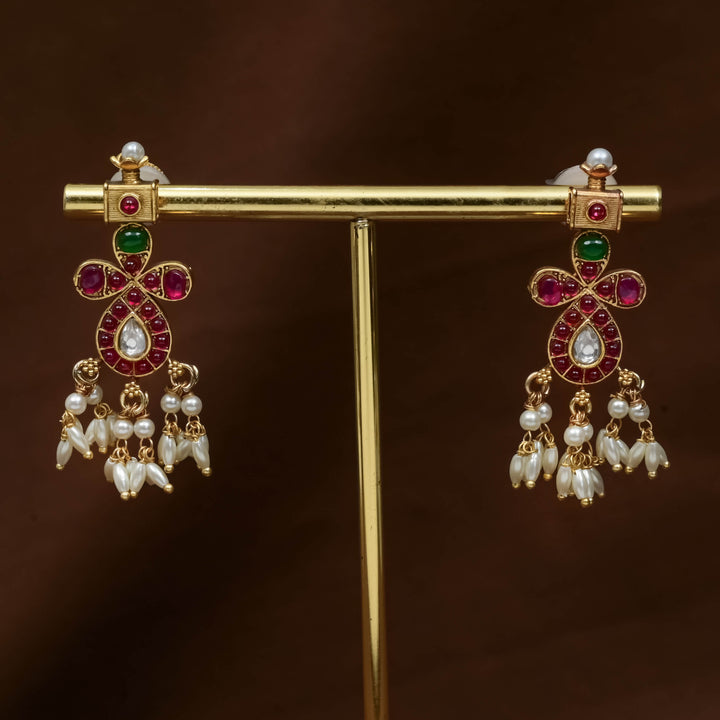 Guttapusal Necklace Set