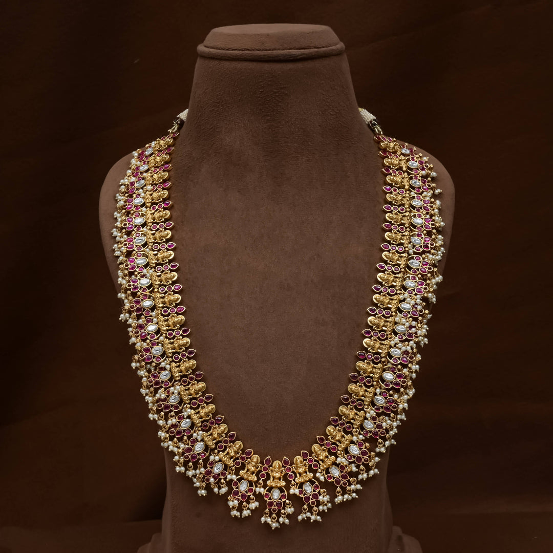 Guttapusal Necklace Set