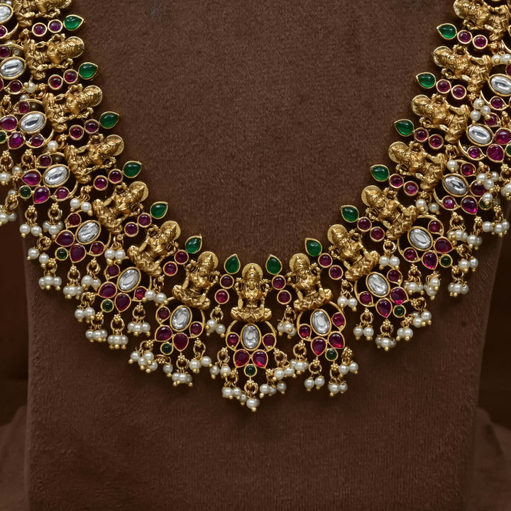 Guttapusal Necklace Set