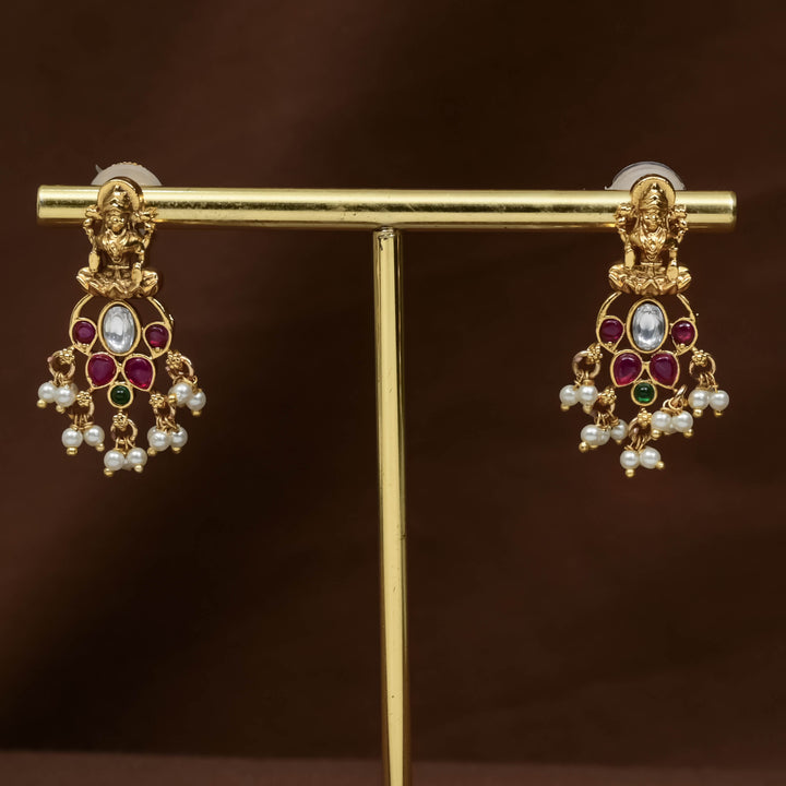Guttapusal Necklace Set