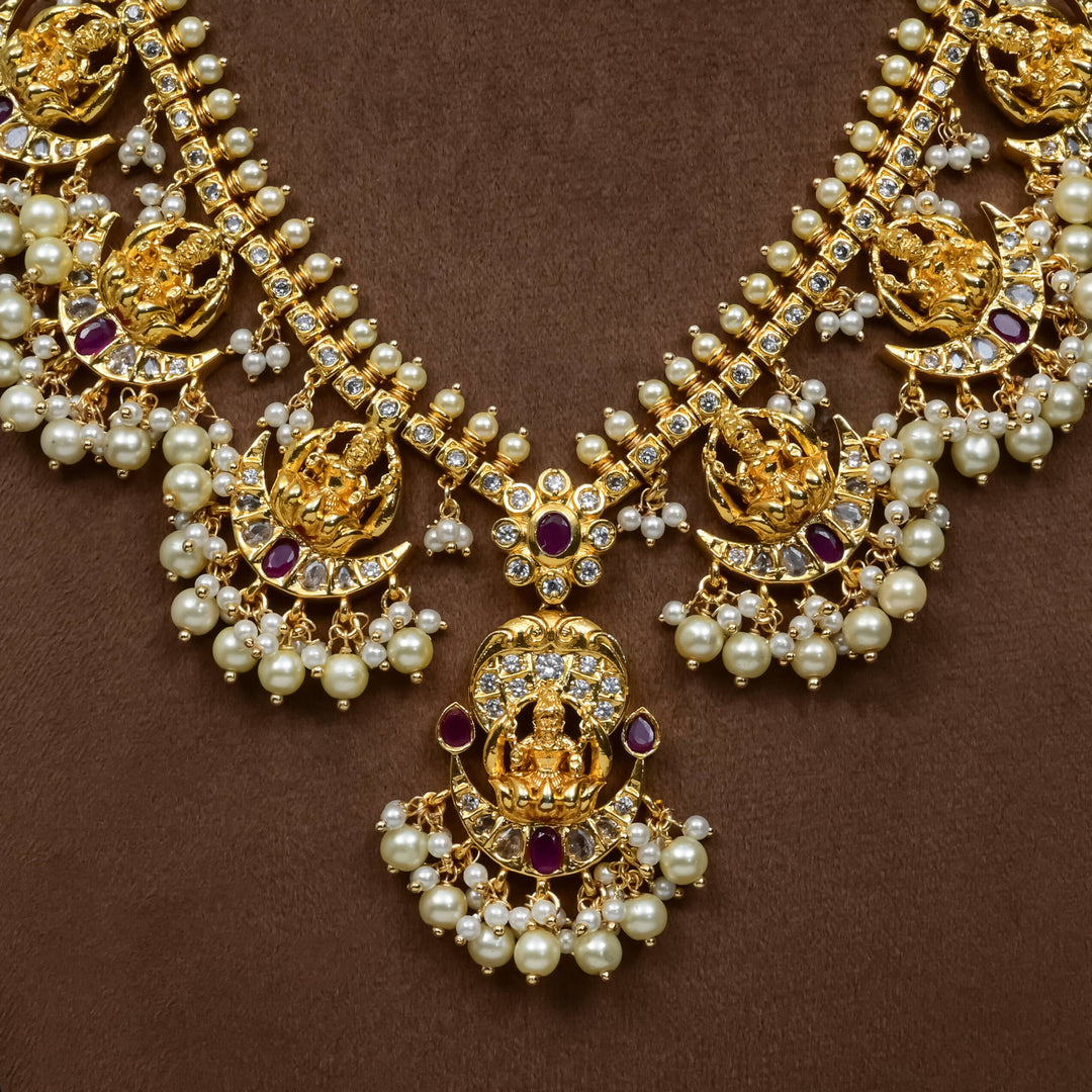 Guttapusal Necklace Set