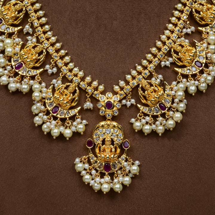 Guttapusal Necklace Set
