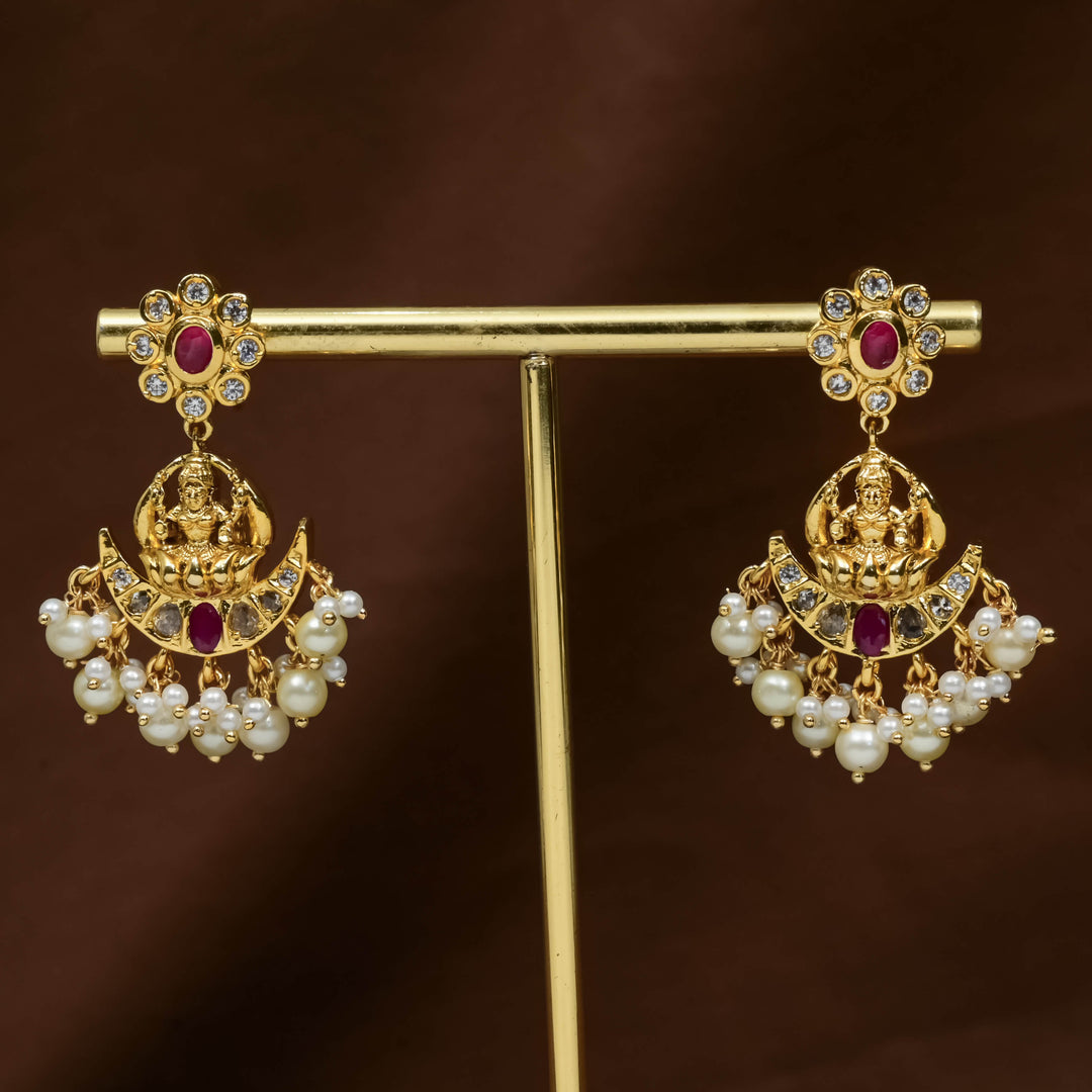 Guttapusal Necklace Set
