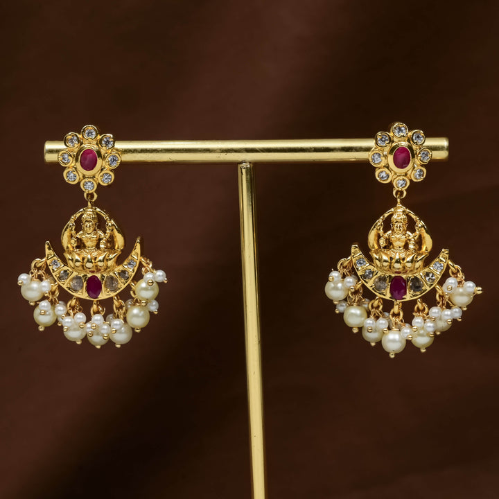 Guttapusal Necklace Set
