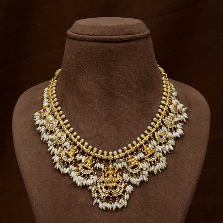 Guttapusal Necklace Set