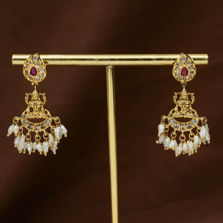 Guttapusal Necklace Set
