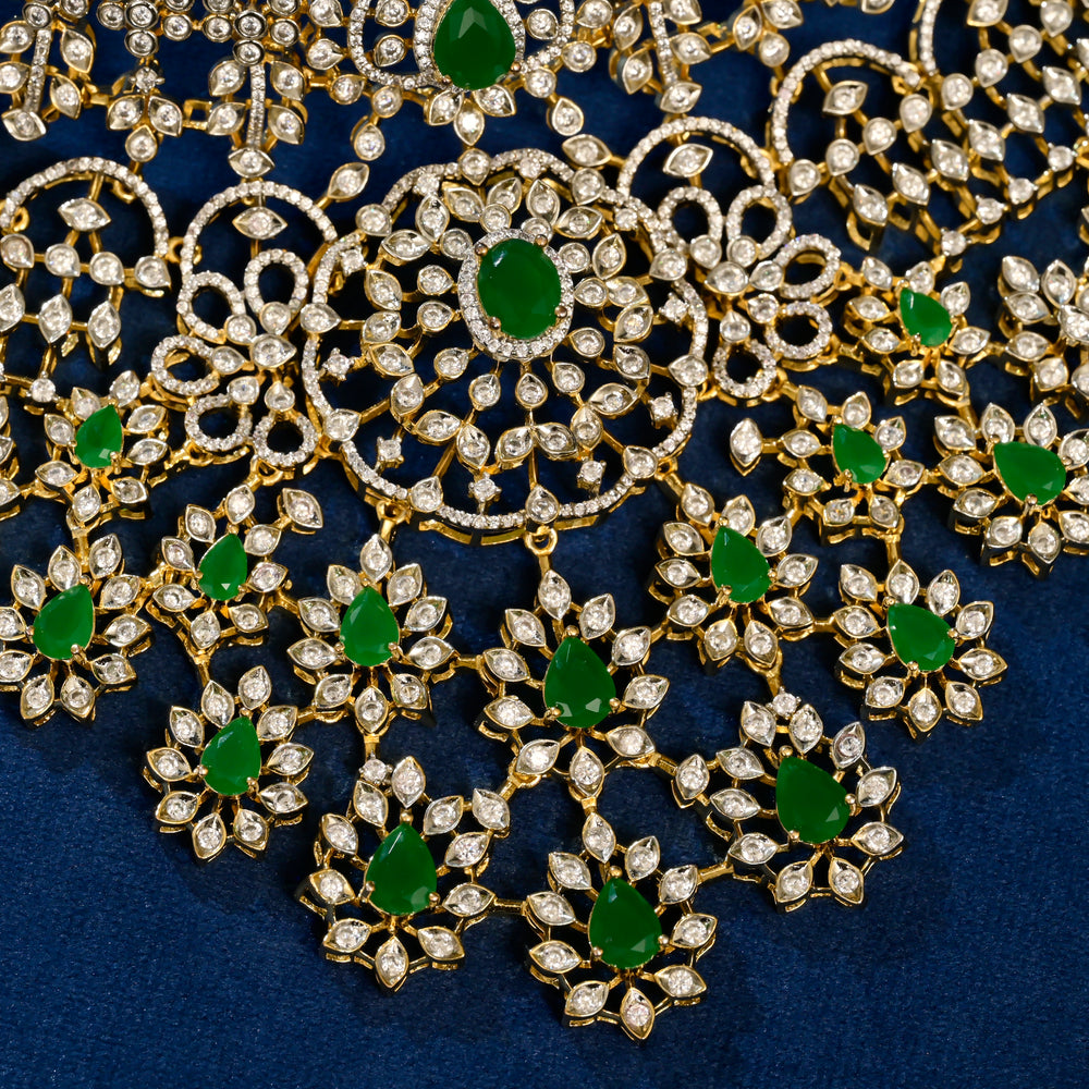 Front close-up view of premium 92.5 silver cz emerald choker with intricate detailing by Sri Fine Jewellery, Hyderabad
(https://srifinejewellery.com)