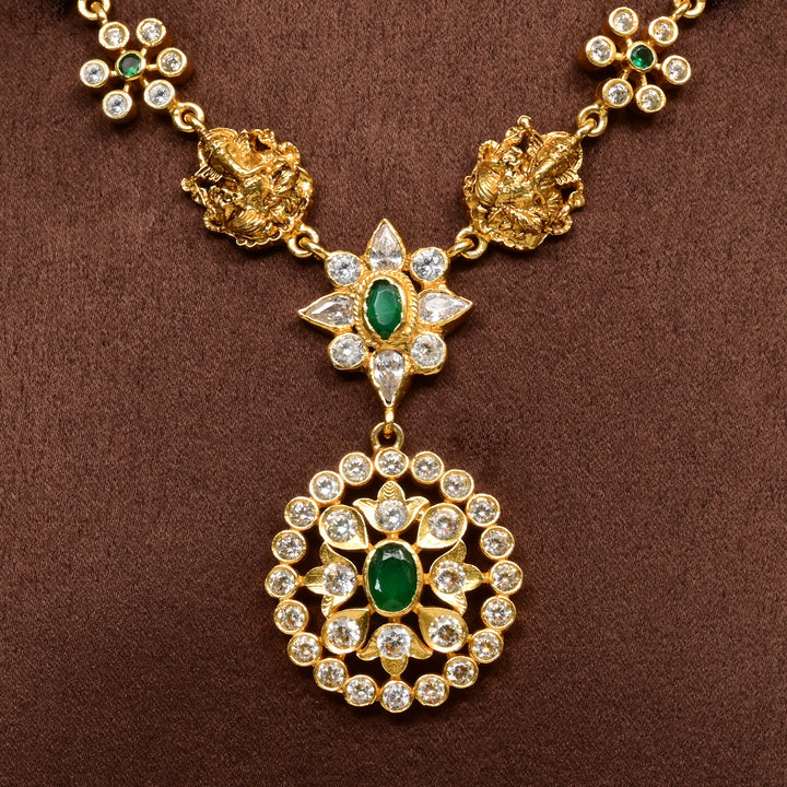 Close-up view traditional 92.5 silver temple necklace with Lakshmi motifs, CZ And emerald stone detailing, and intricate heritage craftsmanship by Sri Fine Jewellery Hyderabad (https://srifinejewellery.com)