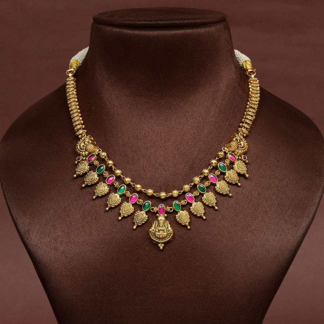 Women's traditional 92.5 silver temple necklace with intricate heritage craftsmanship by Sri Fine Jewellery Hyderabad (https://srifinejewellery.com)
