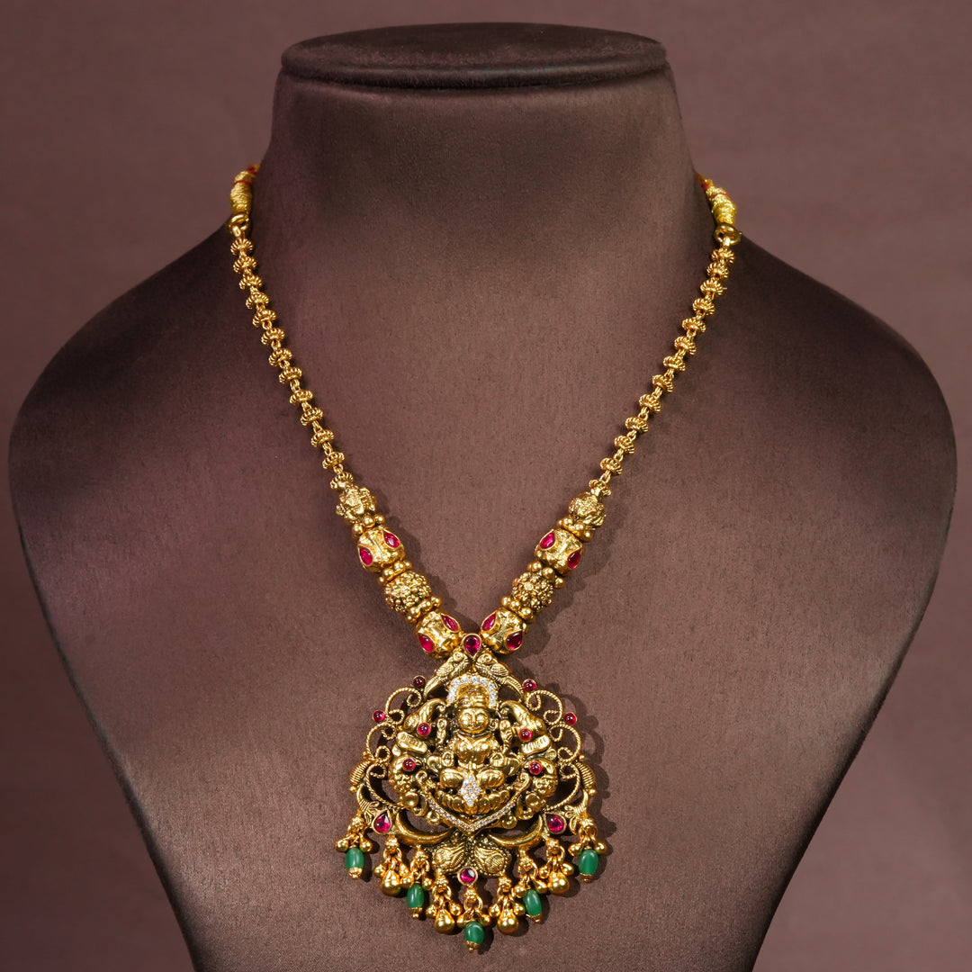 Traditional 92.5 silver temple necklace with intricate heritage craftsmanship by Sri Fine Jewellery Hyderabad (https://srifinejewellery.com)