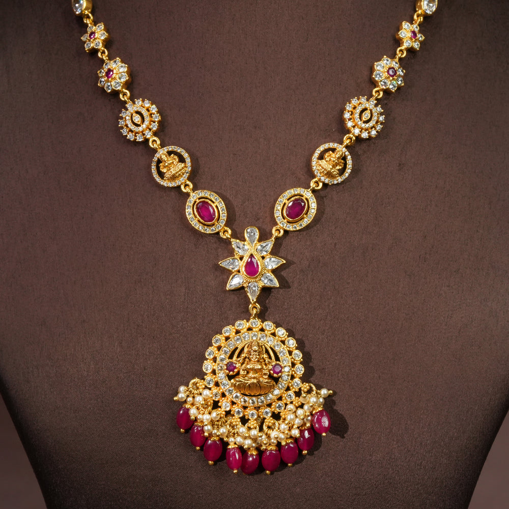 Traditional 92.5 silver temple necklace with ruby stone detailing, intricate heritage motifs, and premium craftsmanship by Sri Fine Jewellery Hyderabad.
(https://srifinejewellery.com)
