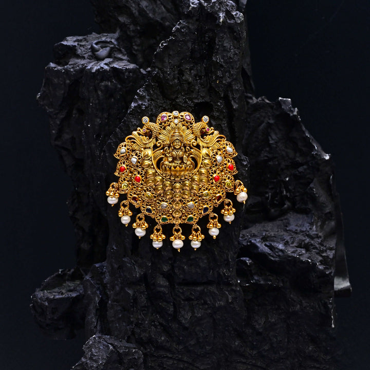 Premium 92.5 silver temple pendant featuring traditional Lakshmi motif, kemp stones, antique finish and intricate handcrafted South Indian design by Sri Fine Jewellery, Hyderabad.
(https://www.srifinejewellery.com