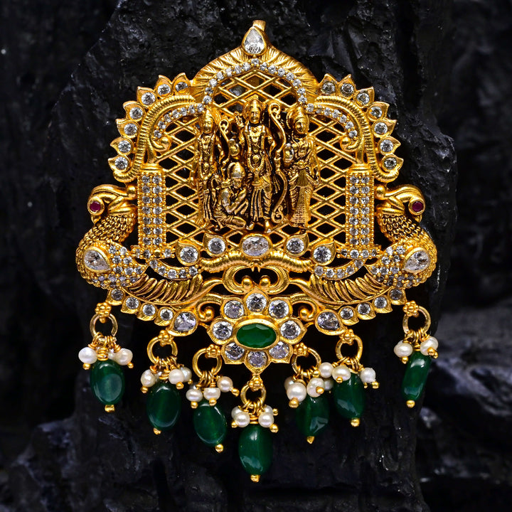 Premium 92.5 silver temple pendant featuring traditional Ram privar, kemp stones, antique finish and intricate handcrafted South Indian design by Sri Fine Jewellery, Hyderabad.
(https://www.srifinejewellery.com)