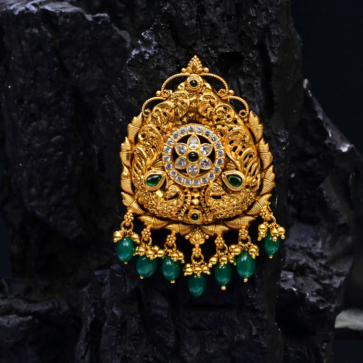 Premium 92.5 silver temple pendant featuring traditional emerald kemp stones antique finish, and intricate handcrafted South Indian design by Sri Fine Jewellery, Hyderabad.
(https://www.srifinejewellery.com)