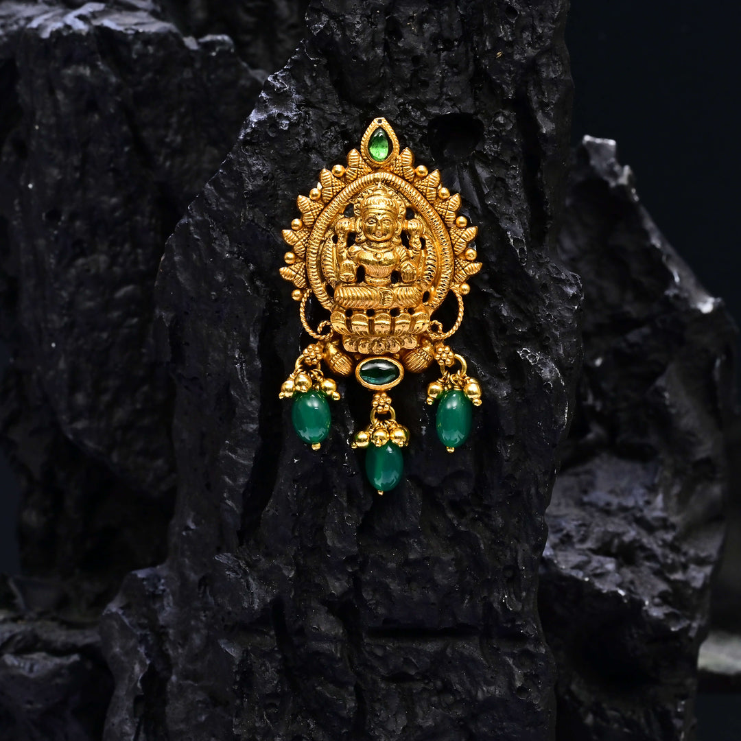Premium 92.5 silver temple pendant featuring traditional Lakshmi motif, antique finish, and intricate handcrafted South Indian design by Sri Fine Jewellery, Hyderabad.
(https://www.srifinejewellery.com)