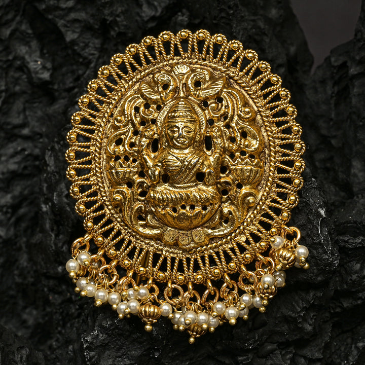 Temple Jada Billa