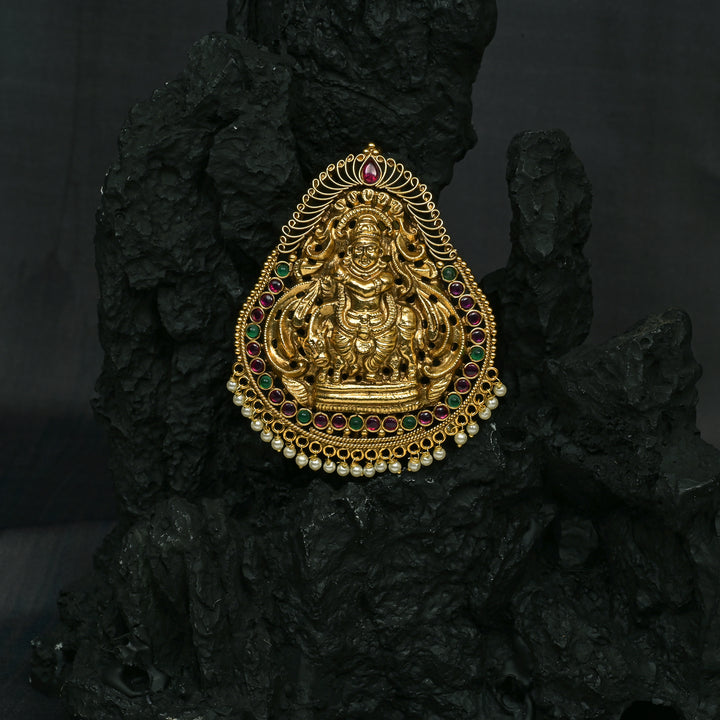 Temple Jada Billa