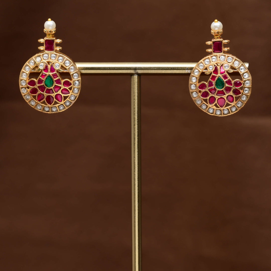 Kundan Sud Earrings